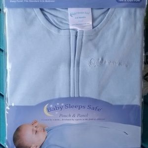 BABY BOY SWADLE BABY SLEEPS SAFE ORIGINAL NWT